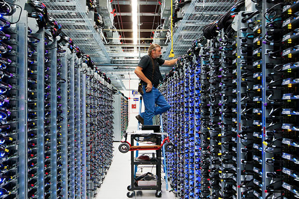 Mr Roger Harris - Hardware Operations Googledatacenter